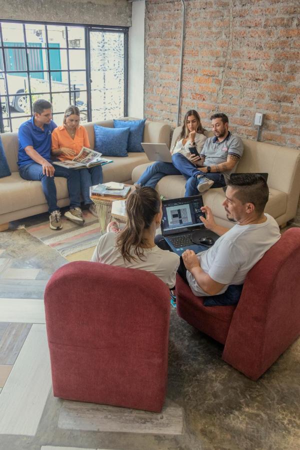 Ventiuna Hotel Y Coliving Pereira Exteriör bild